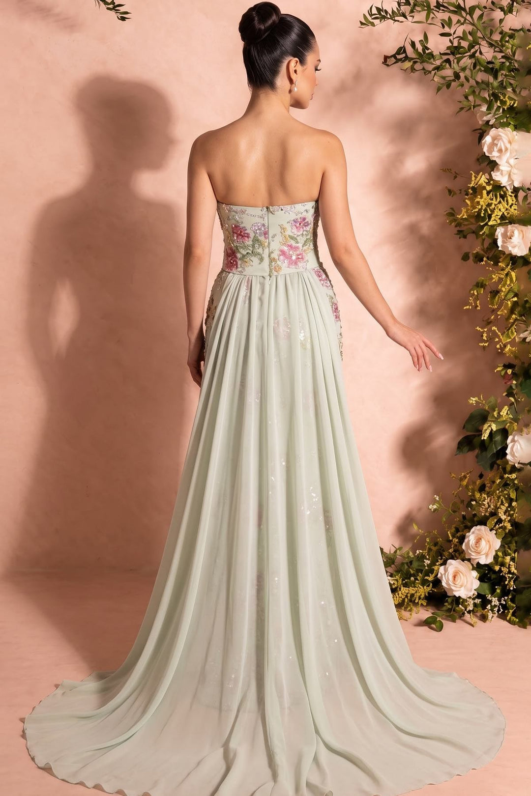 MNM Couture O07858