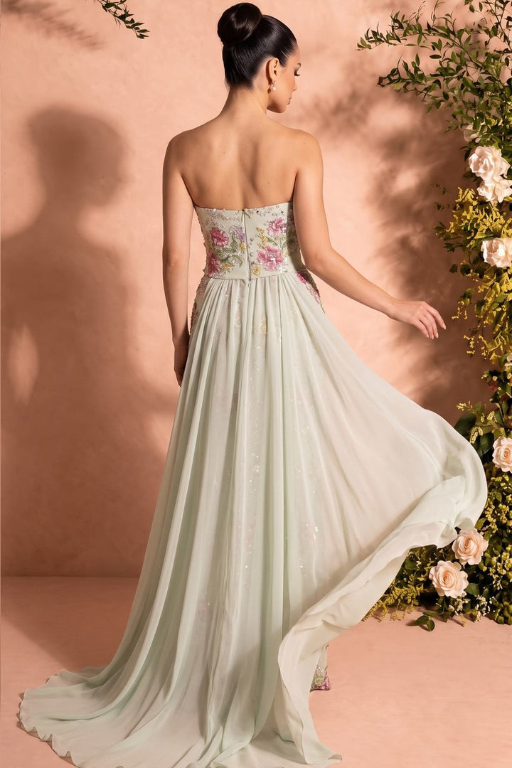 MNM Couture O07858