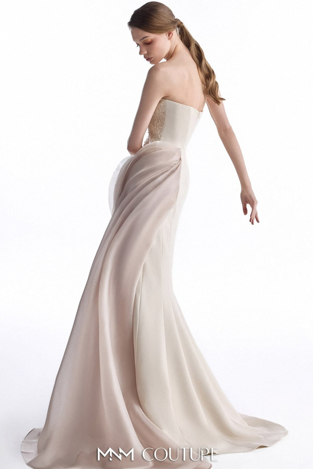 MNM Couture G2251