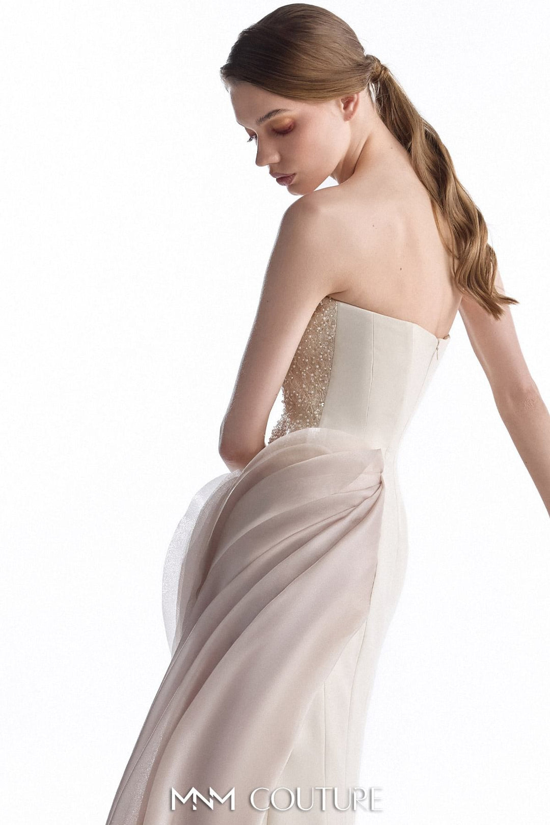 MNM Couture G2251
