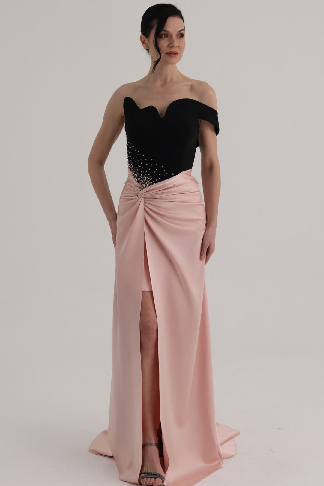 MNM Couture O07870