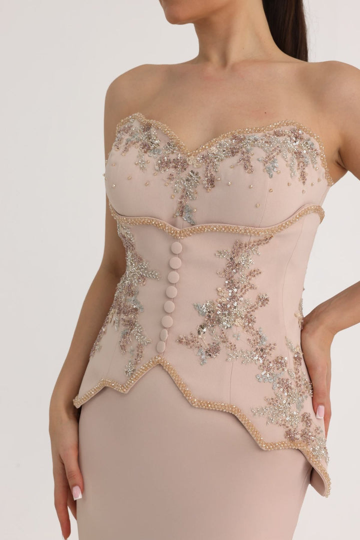 MNM Couture O07796