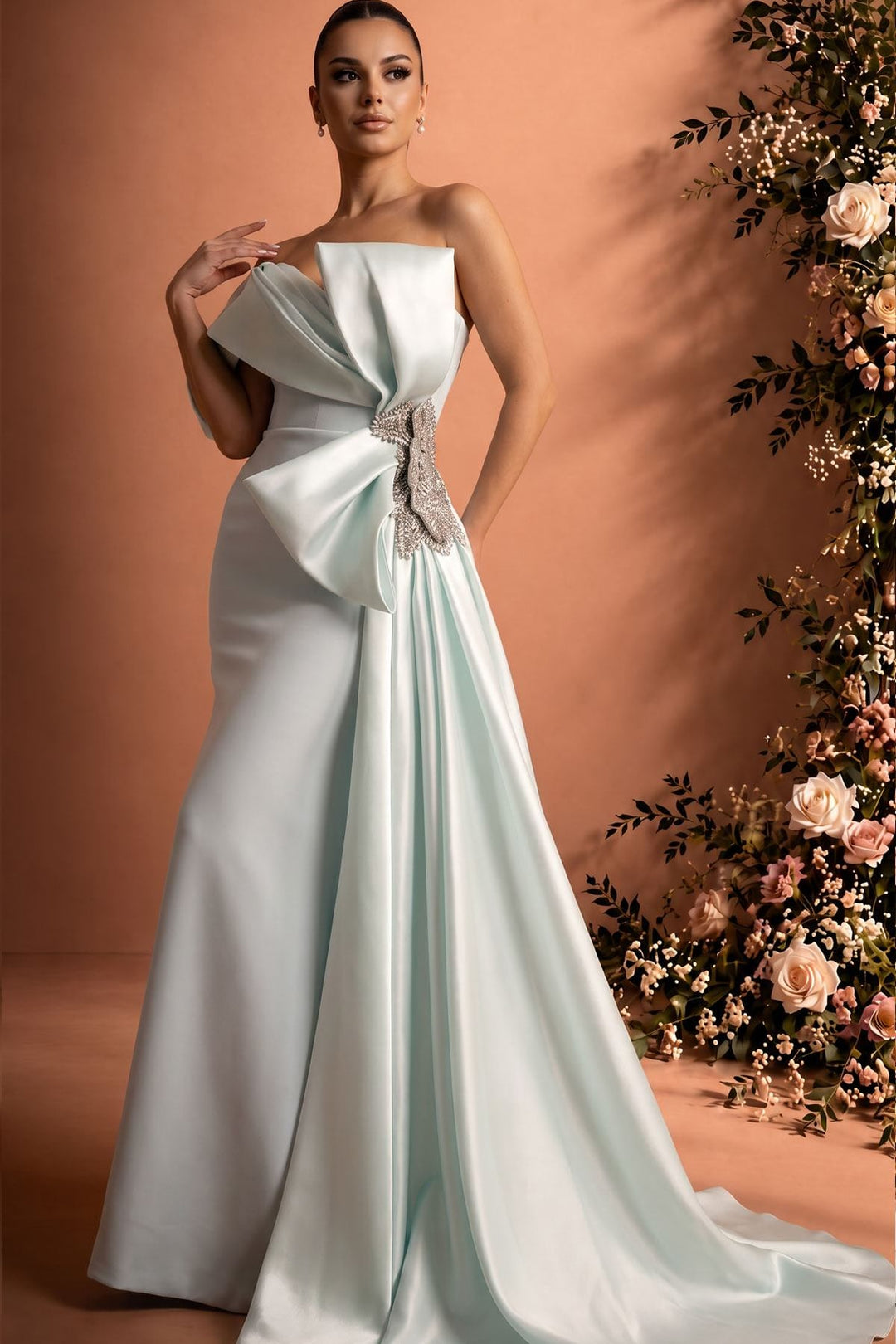 MNM Couture O07802