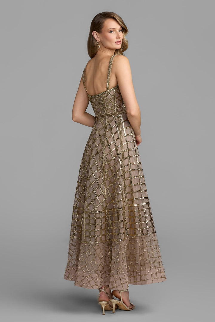 Mac Duggal 10233