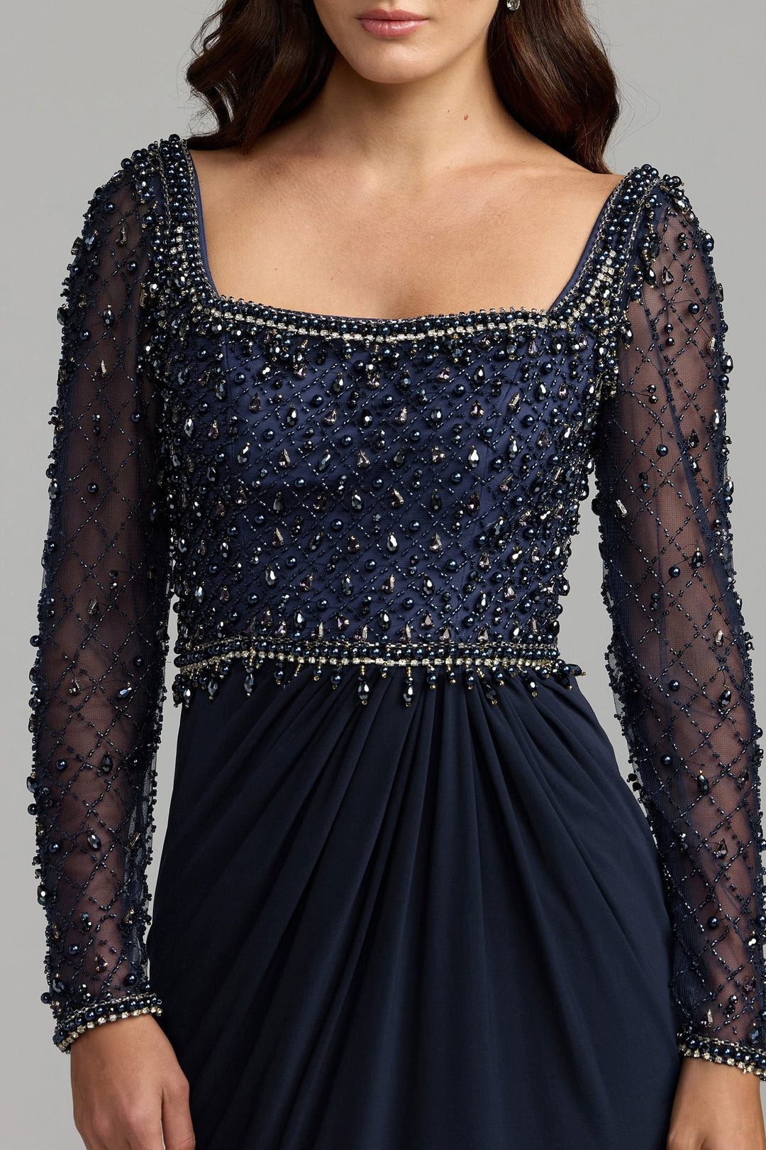 Mac Duggal 2381
