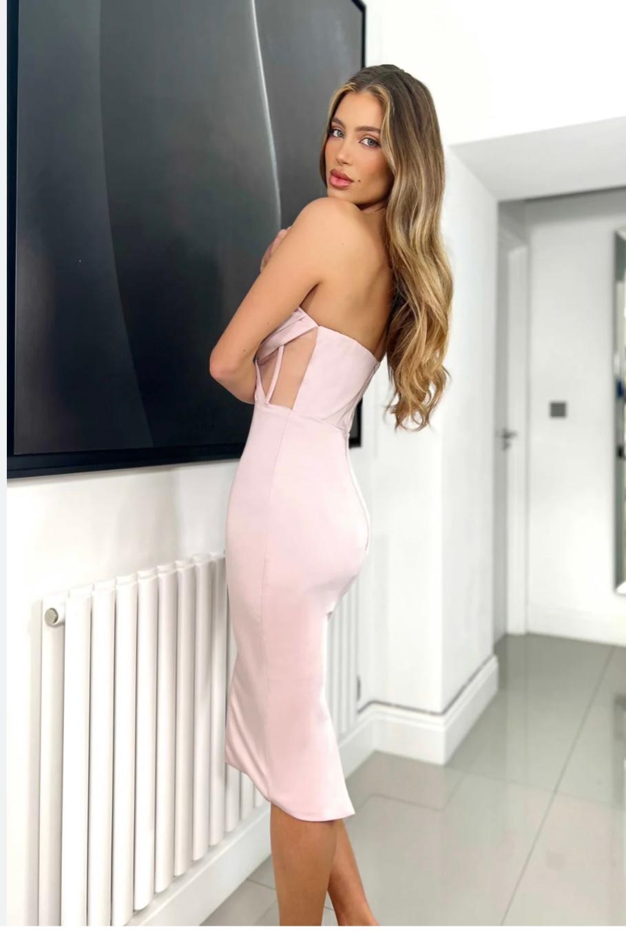 Nicoletta JX6076