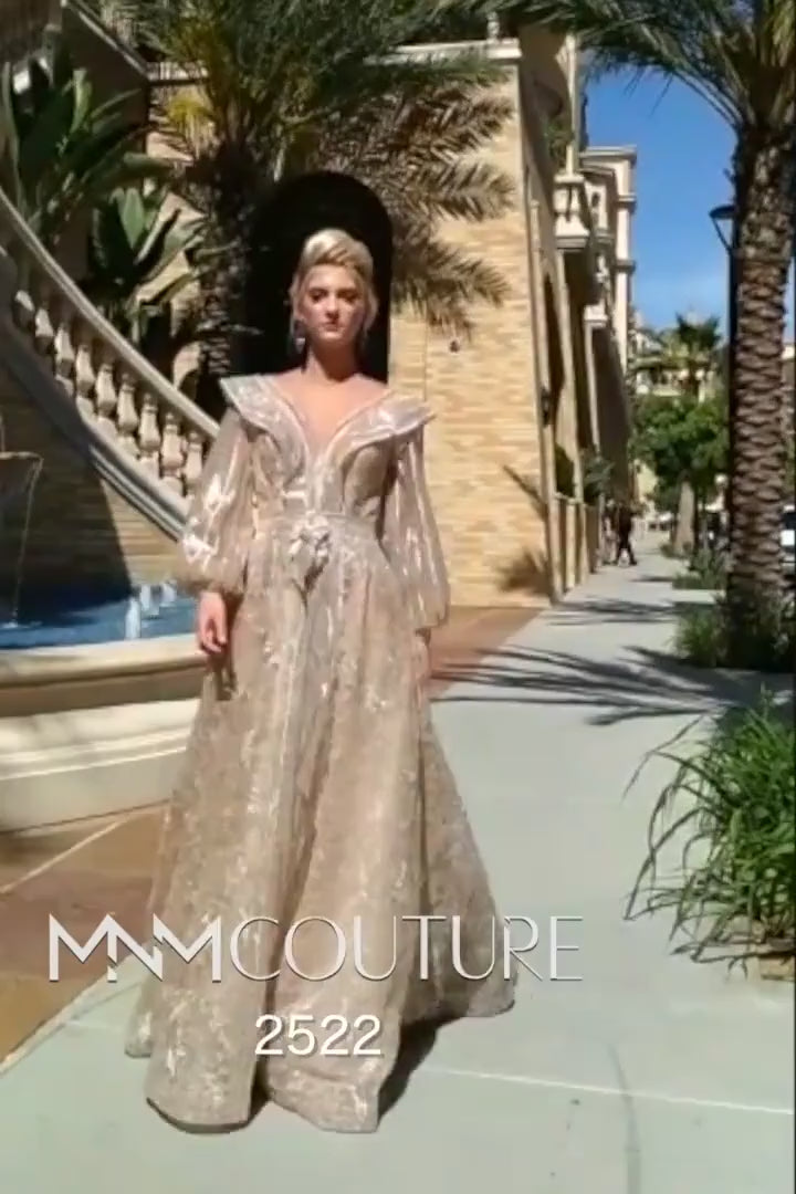 MNM Couture 2522