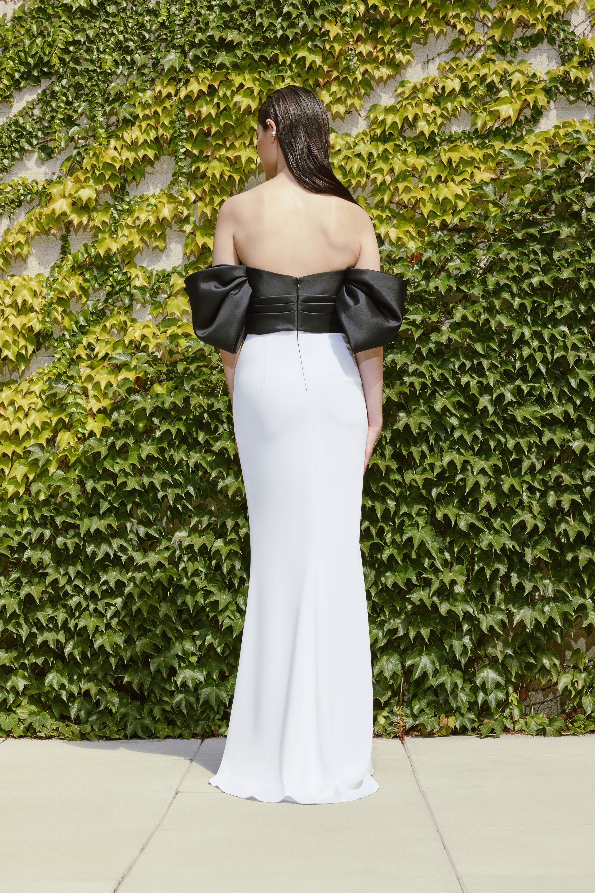 detached sleeve dress ブラックホワイト Black/White Colorblock Asymmetrical Dress – Esmé New York