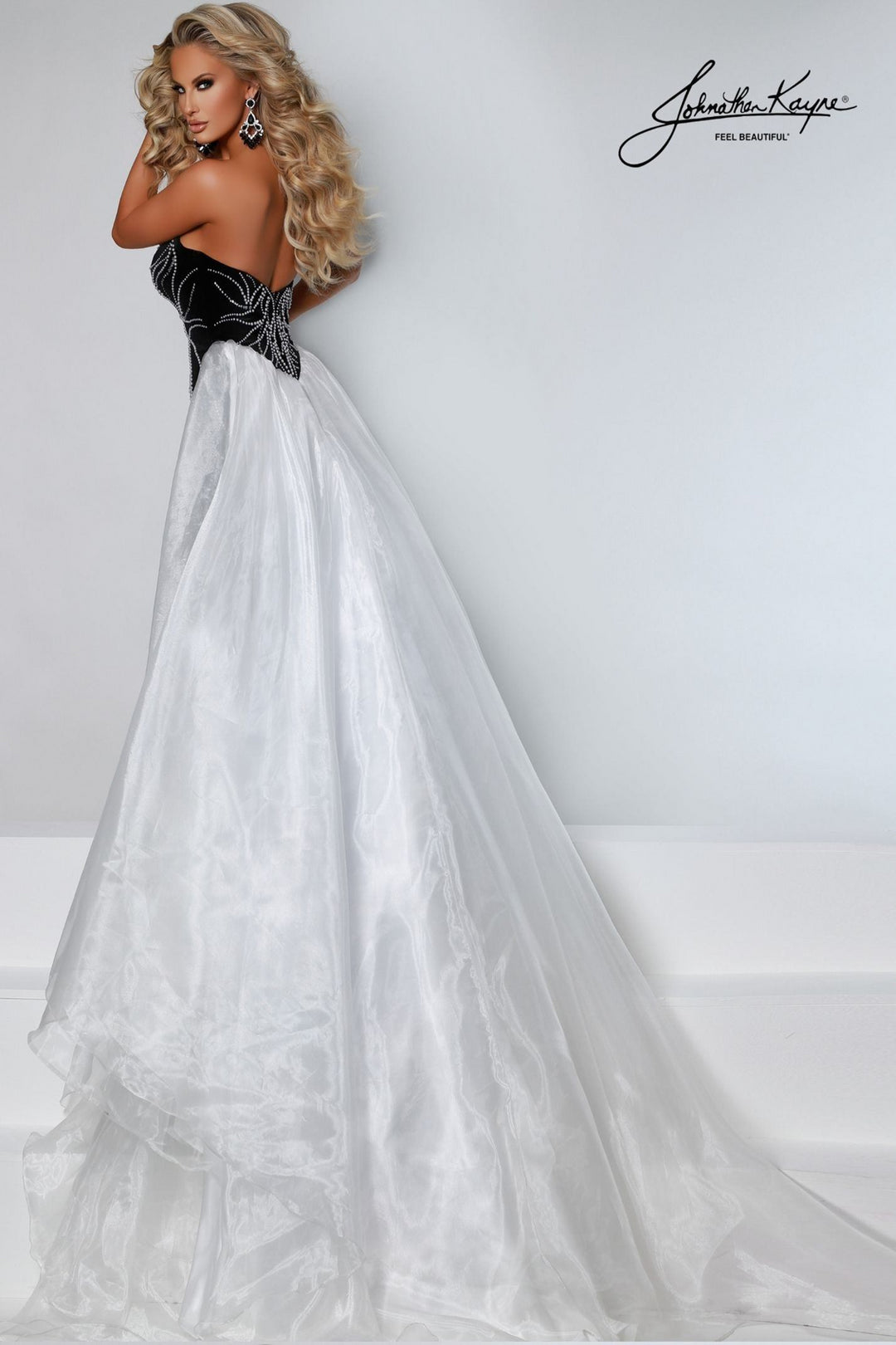 Johnathan Kayne 2555 - Mydressline
