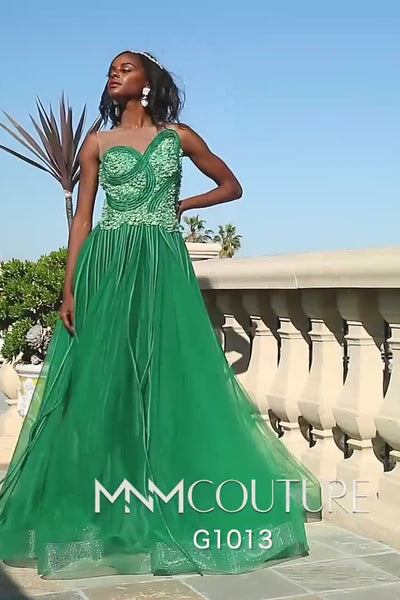 MNM Couture G1013