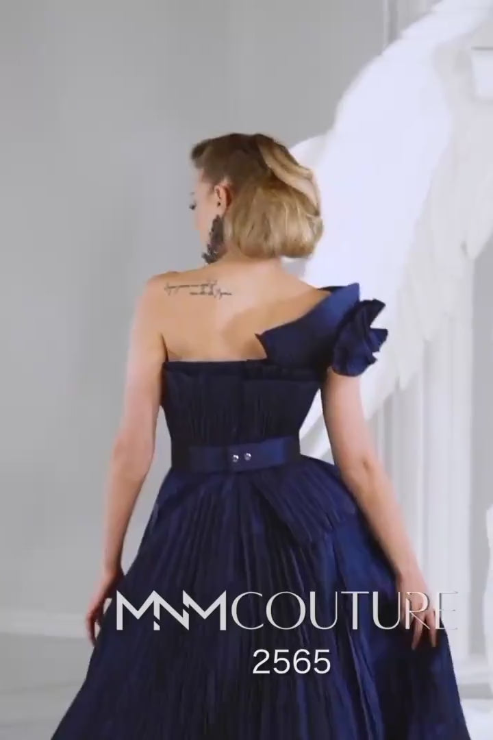 MNM Couture 2565